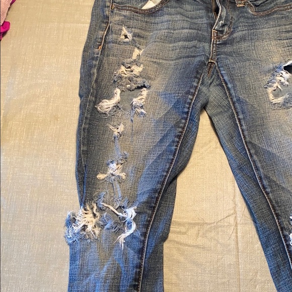 Ripped jeans - Picture 2 of 4